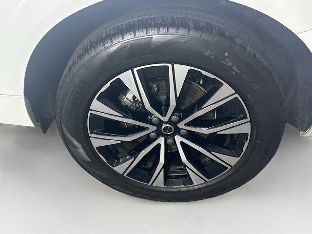 used 2023 Volvo XC60 car, priced at $33,497