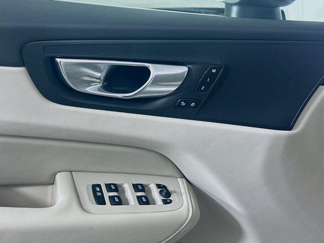 used 2023 Volvo XC60 car, priced at $33,497