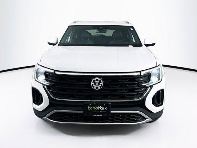 used 2024 Volkswagen Atlas Cross Sport car, priced at $33,189