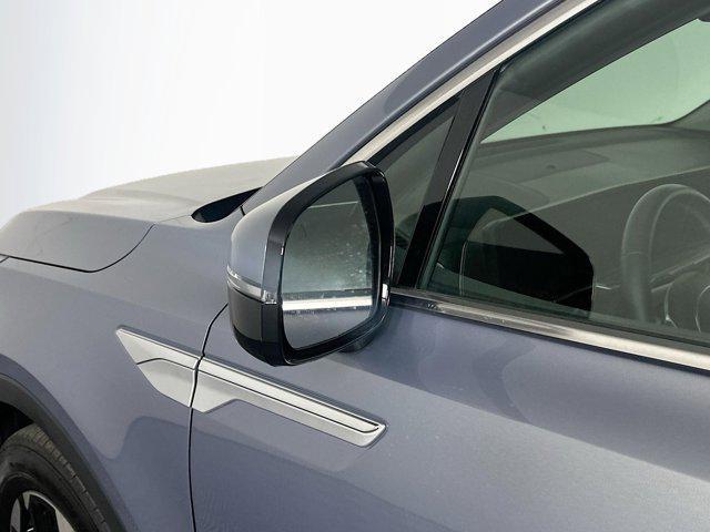 used 2024 Kia Sorento car, priced at $28,497