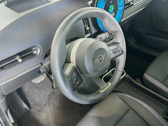 used 2025 MINI Hardtop car, priced at $29,997