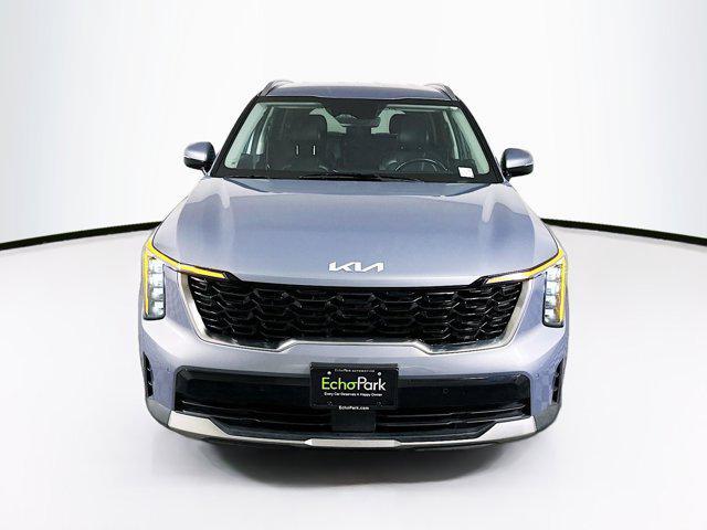 used 2024 Kia Sorento car, priced at $25,197