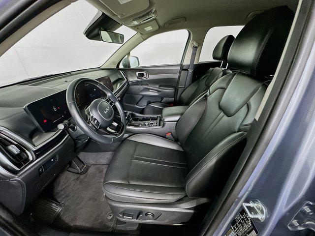 used 2024 Kia Sorento car, priced at $25,197