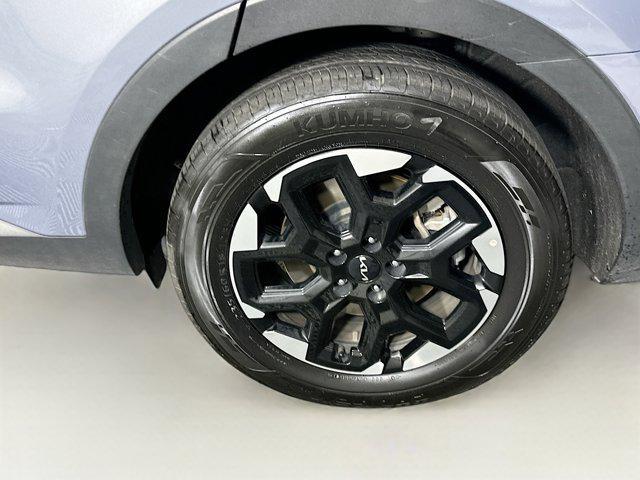 used 2024 Kia Sorento car, priced at $25,197