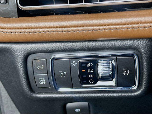 used 2022 Lincoln Nautilus car, priced at $30,987