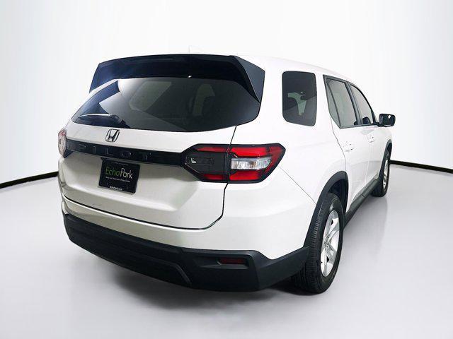 used 2023 Honda Pilot car, priced at $28,497