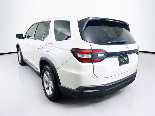 used 2023 Honda Pilot car, priced at $28,497