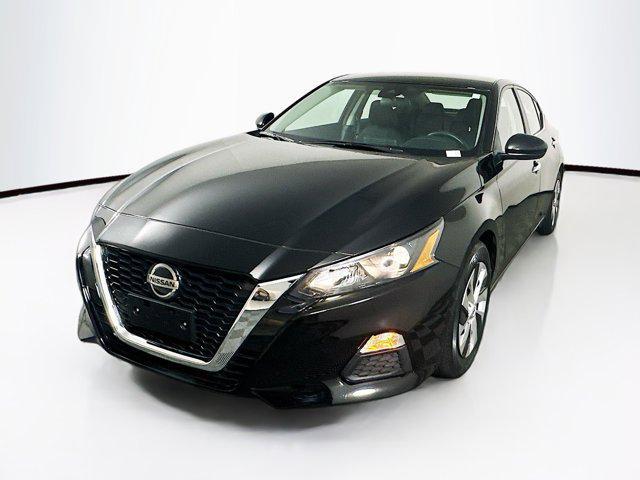 used 2022 Nissan Altima car, priced at $19,289