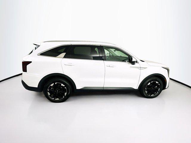 used 2024 Kia Sorento car, priced at $28,397