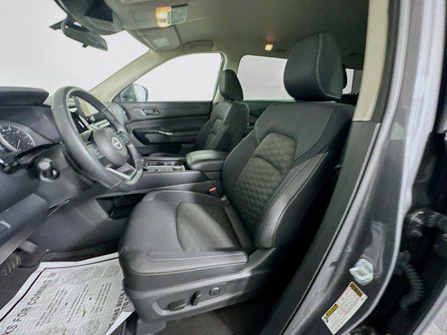 used 2023 Nissan Pathfinder car, priced at $31,589