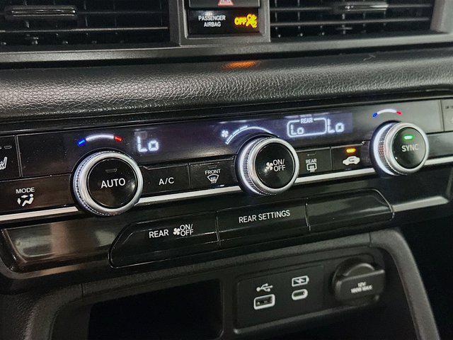 used 2025 Honda Pilot car, priced at $33,787