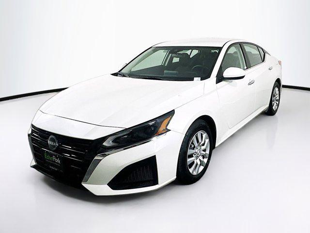 used 2023 Nissan Altima car, priced at $17,487