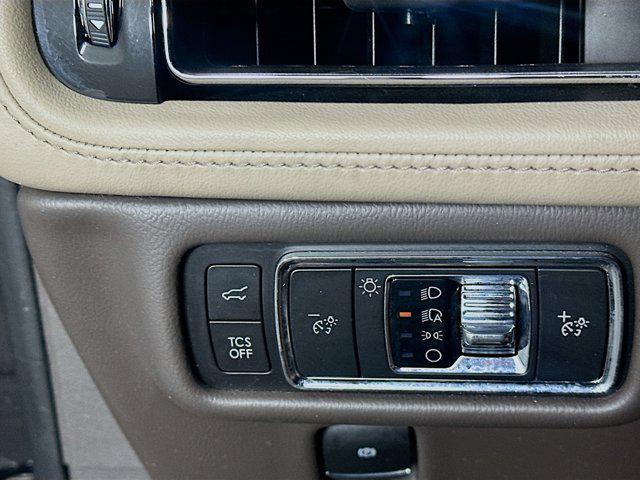 used 2022 Lincoln Nautilus car, priced at $29,596