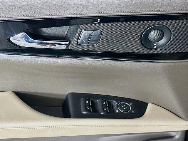 used 2022 Lincoln Nautilus car, priced at $29,596