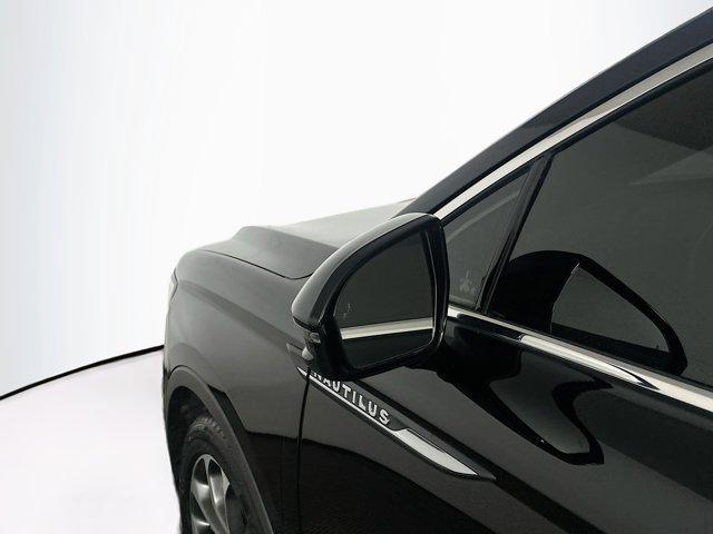 used 2022 Lincoln Nautilus car, priced at $29,596