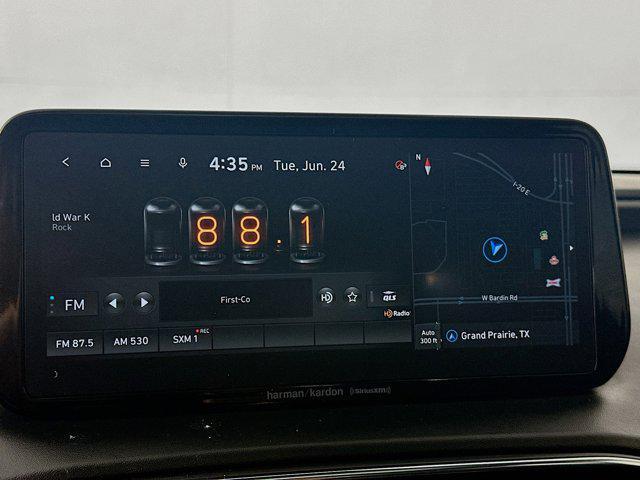 used 2022 Hyundai Santa Fe car, priced at $25,999