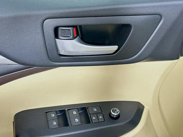 used 2016 Toyota Highlander car, priced at $17,996