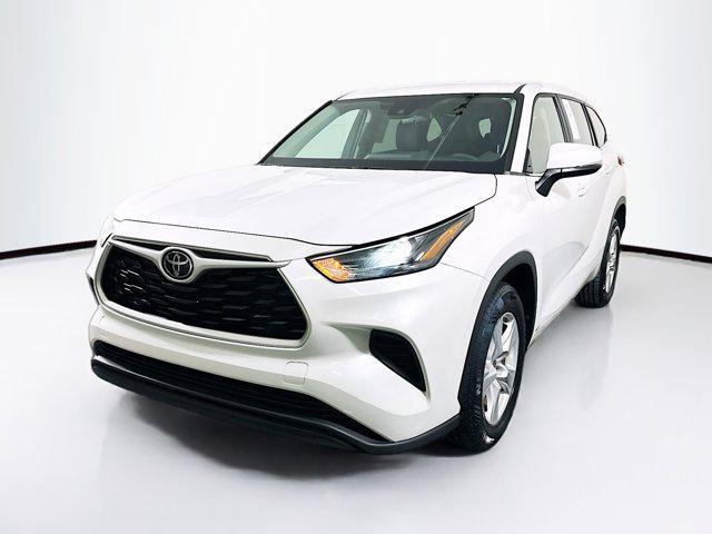 used 2023 Toyota Highlander car, priced at $32,797
