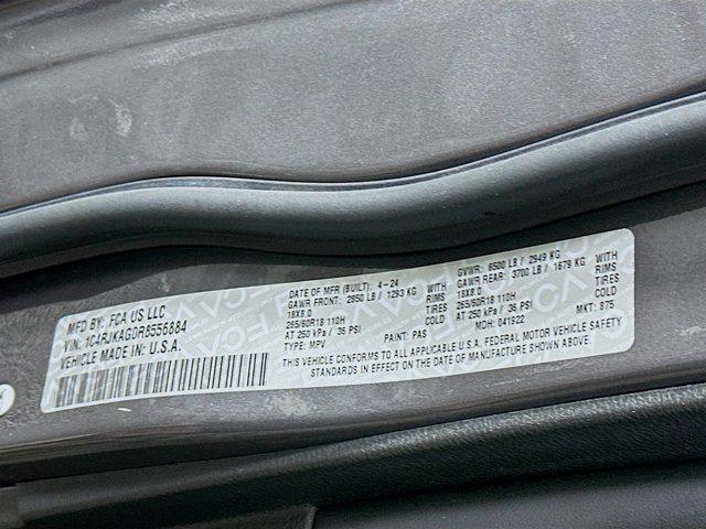 used 2024 Jeep Grand Cherokee L car, priced at $29,997