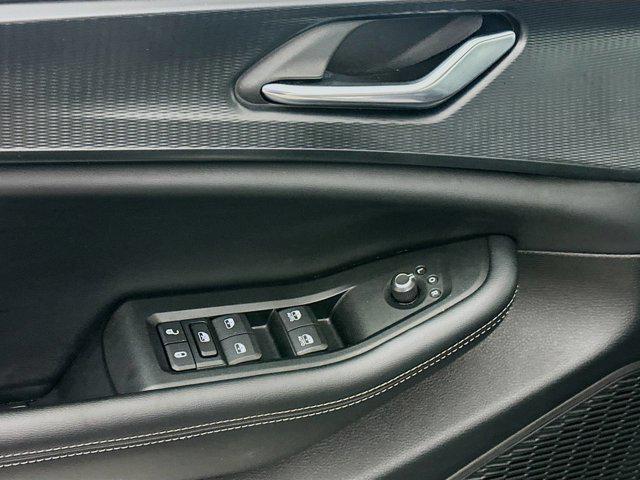 used 2024 Jeep Grand Cherokee L car, priced at $29,997
