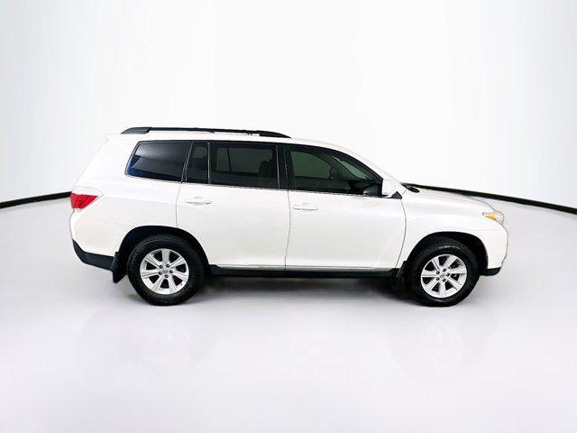 used 2013 Toyota Highlander car, priced at $11,999