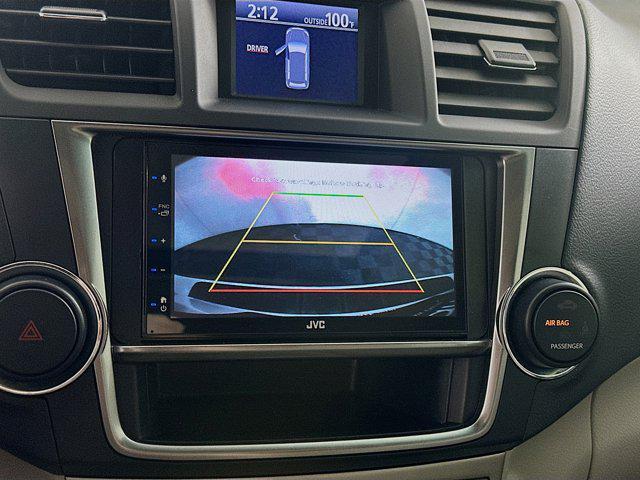 used 2013 Toyota Highlander car, priced at $11,999