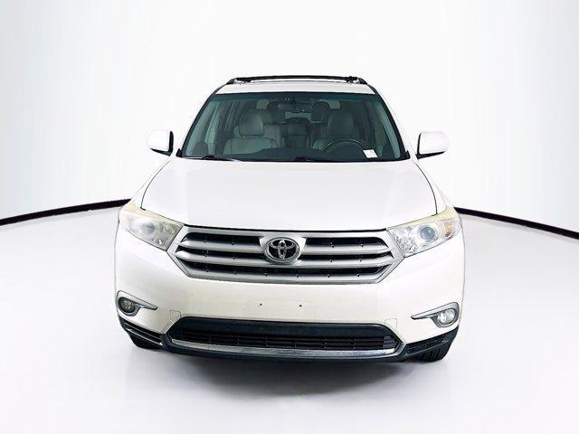 used 2013 Toyota Highlander car, priced at $11,999