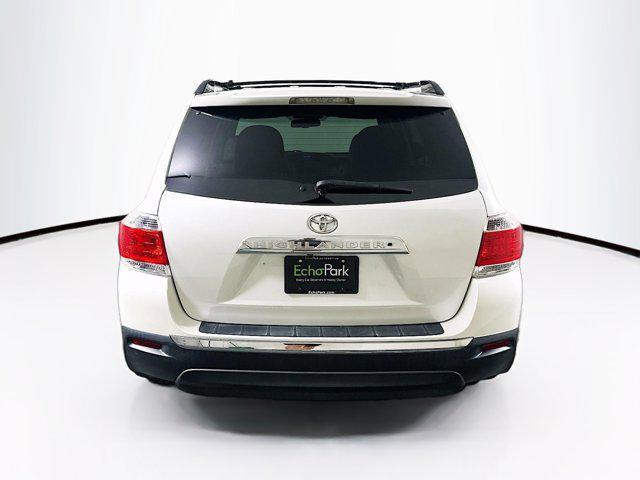 used 2013 Toyota Highlander car, priced at $11,999