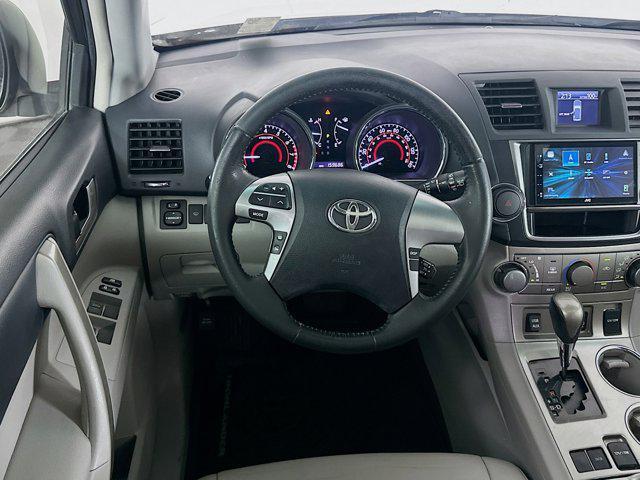 used 2013 Toyota Highlander car, priced at $11,999