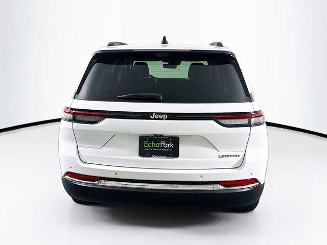used 2022 Jeep Grand Cherokee car, priced at $29,197