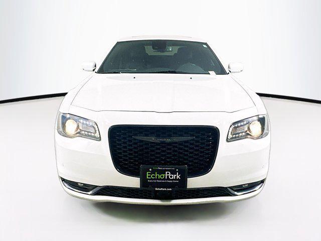 used 2018 Chrysler 300 car, priced at $18,899