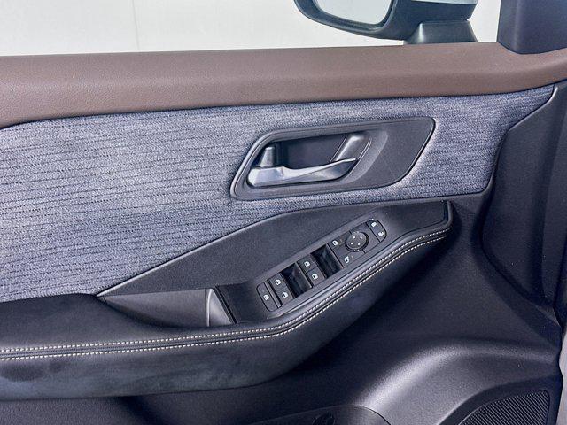 used 2023 Nissan Rogue car, priced at $19,996