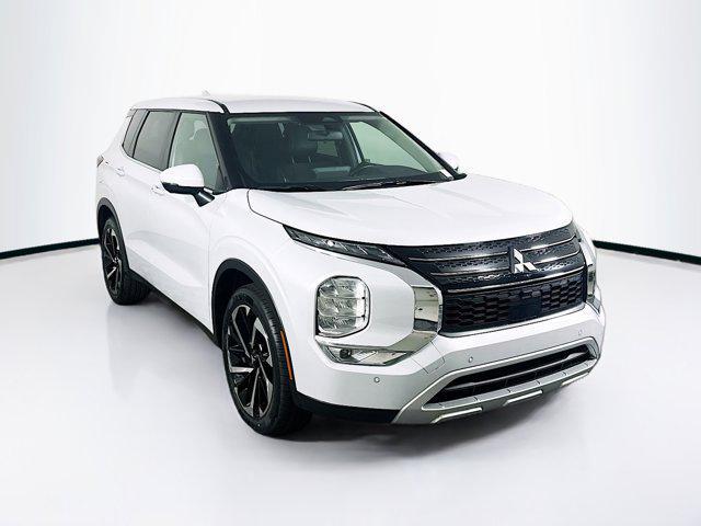 used 2024 Mitsubishi Outlander car, priced at $23,197
