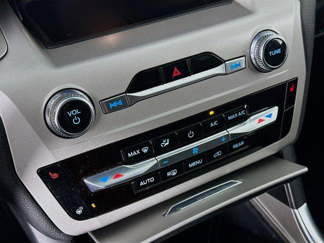 used 2023 Ford Explorer car, priced at $24,996