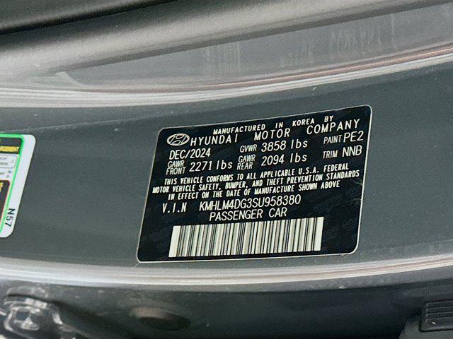 used 2025 Hyundai Elantra car, priced at $20,497