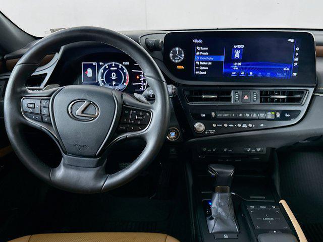 used 2022 Lexus ES 350 car, priced at $31,597