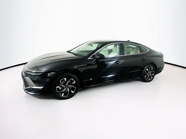 used 2025 Hyundai Sonata car, priced at $22,496