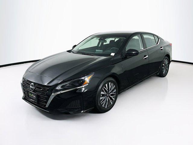 used 2023 Nissan Altima car, priced at $17,987