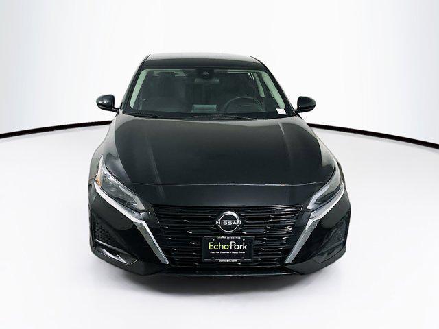 used 2023 Nissan Altima car, priced at $17,987