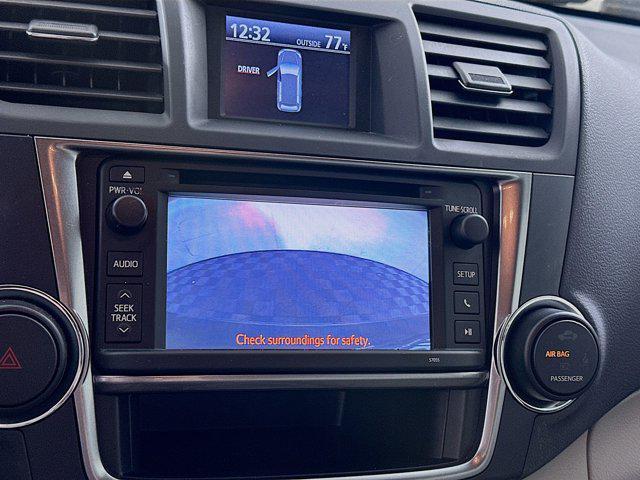 used 2013 Toyota Highlander car, priced at $12,996