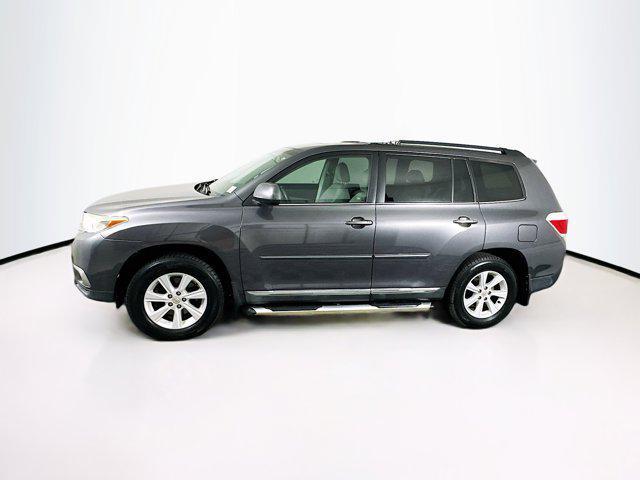 used 2013 Toyota Highlander car, priced at $12,996