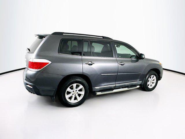 used 2013 Toyota Highlander car, priced at $12,996
