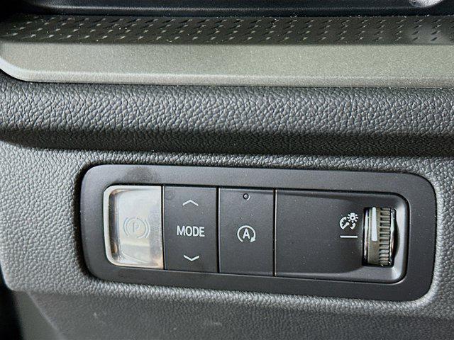 used 2025 Chevrolet Traverse car, priced at $35,897