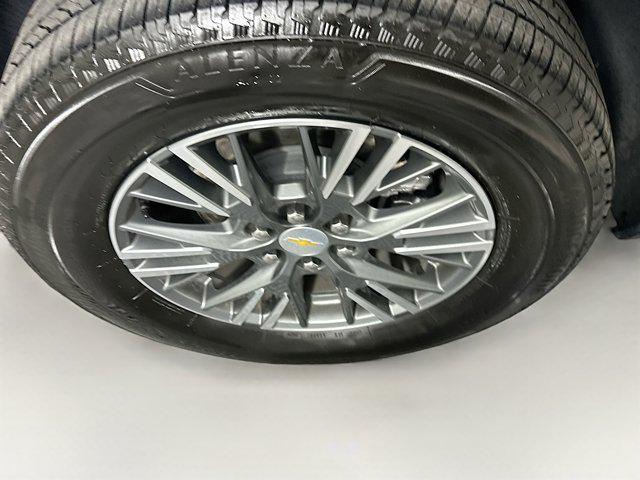 used 2025 Chevrolet Traverse car, priced at $35,897