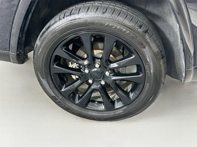 used 2018 Jeep Grand Cherokee car, priced at $14,996