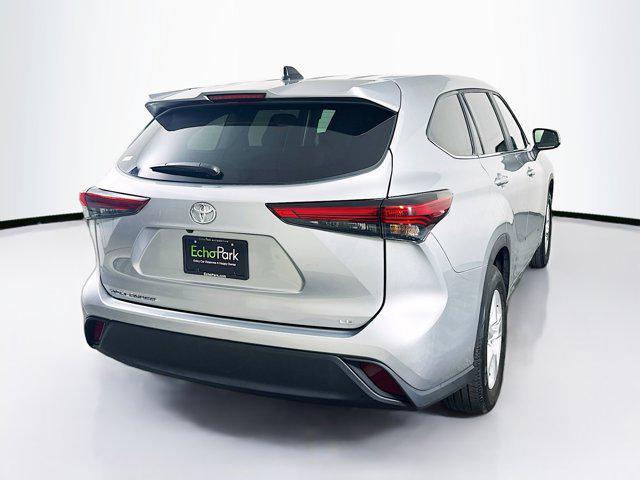 used 2023 Toyota Highlander car, priced at $29,497
