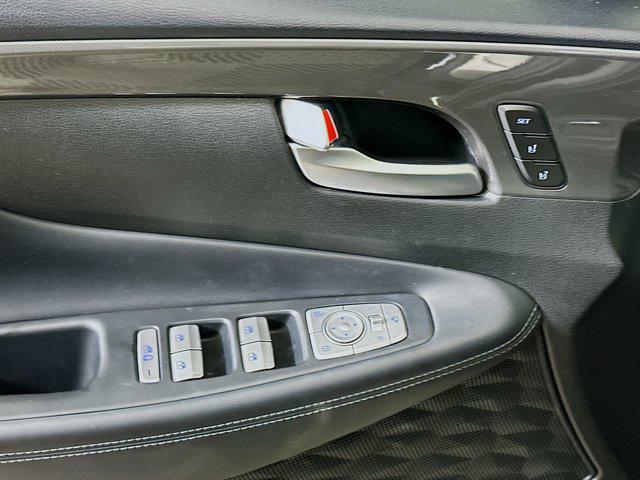 used 2022 Hyundai Santa Fe car, priced at $27,596