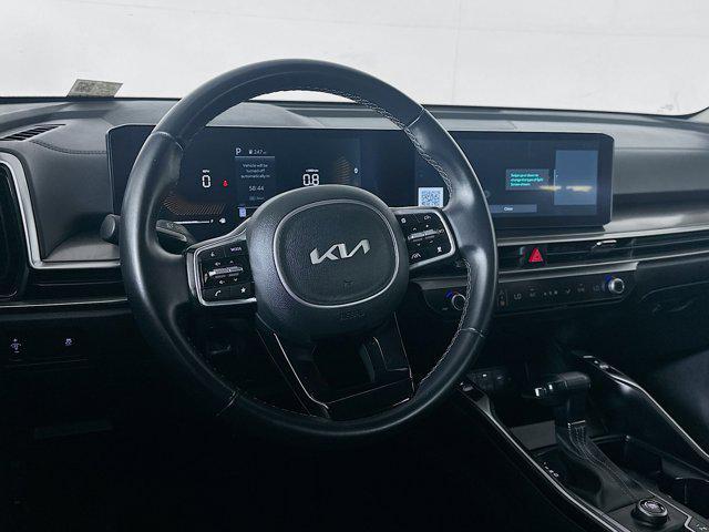 used 2024 Kia Sorento car, priced at $28,597