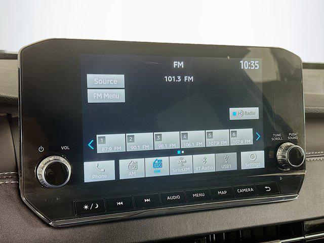 used 2024 Mitsubishi Outlander car, priced at $22,987