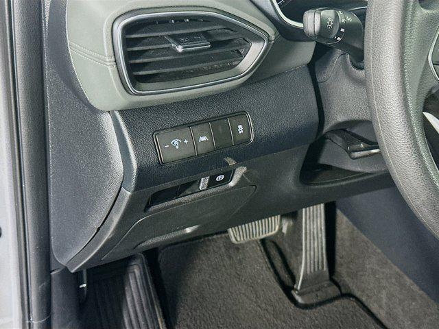 used 2022 Hyundai Santa Fe car, priced at $20,497